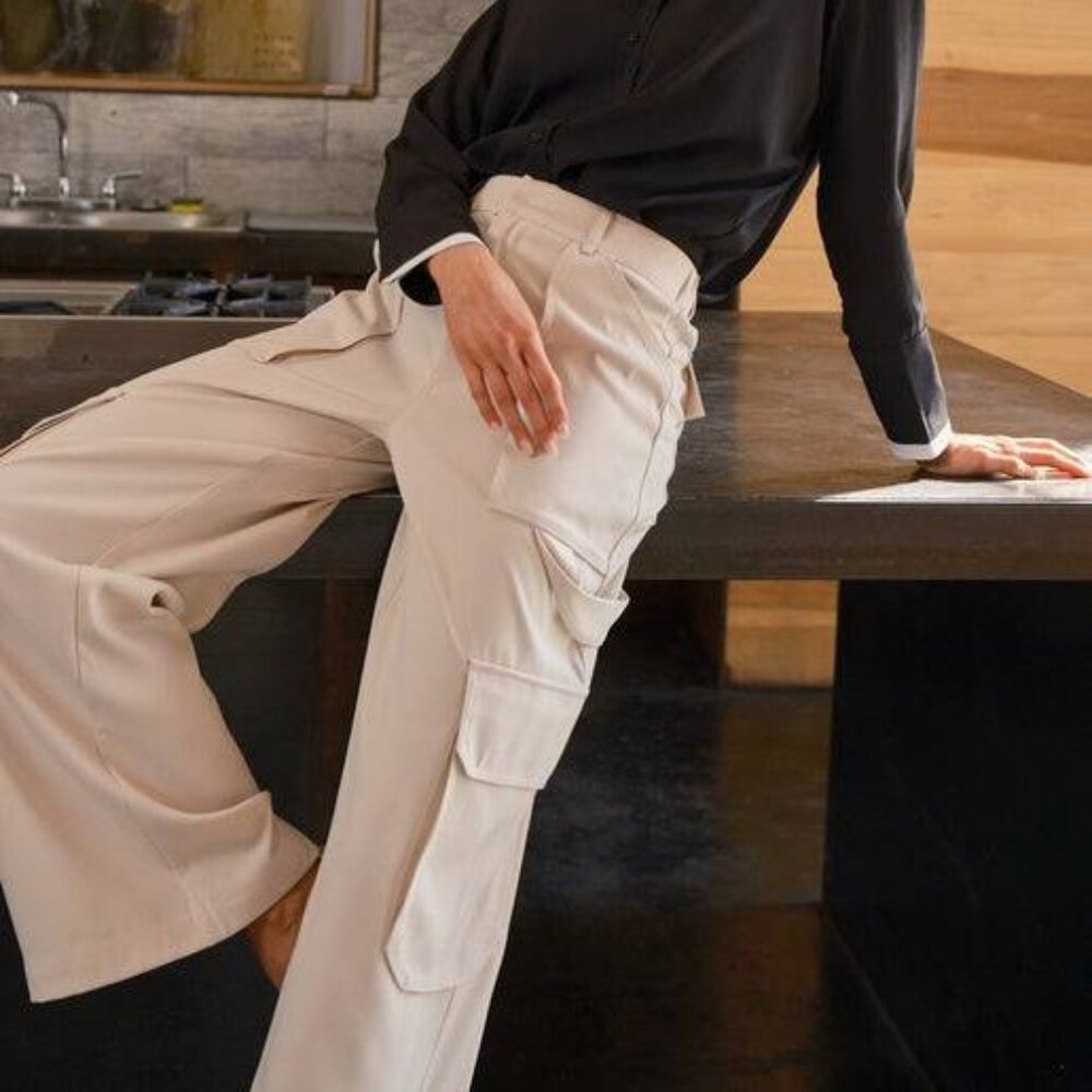 NWT Wide Leg Cargos Aaron and Amber Tan Wrinkle free material